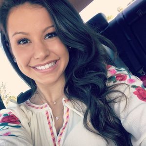 Meet your Posher, Kayla